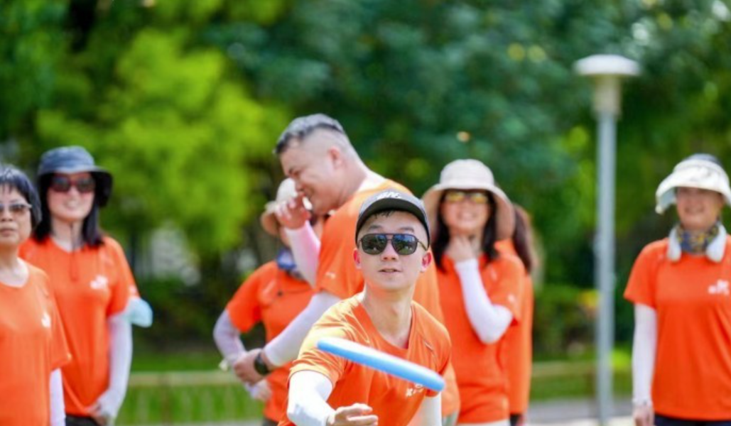 #团队飞盘+#品质露营+#精美西餐/自助烧烤+#趣味团建+#热门团建+#高品质团建