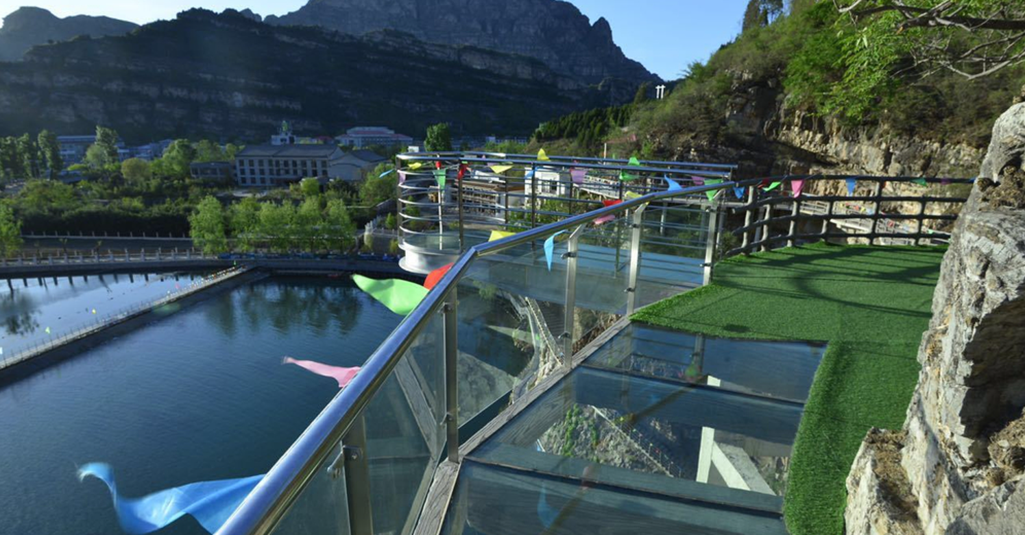 【爆款】体验最美的漂流-专业拓展培训-住舒适的度假山庄-感受十渡地质公园的魅力-凝聚力主题2日拓展培训