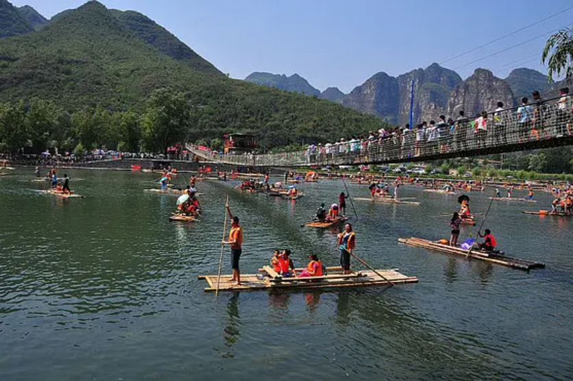 【爆款】体验最美的漂流-专业拓展培训-住舒适的度假山庄-感受十渡地质公园的魅力-凝聚力主题2日拓展培训